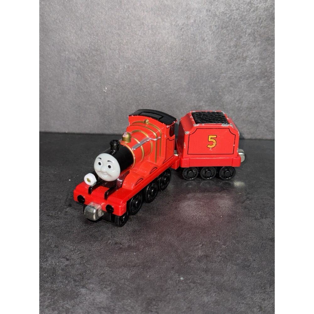 Thomas & Friends Talking James Engine & Tender Take N Play Light Up